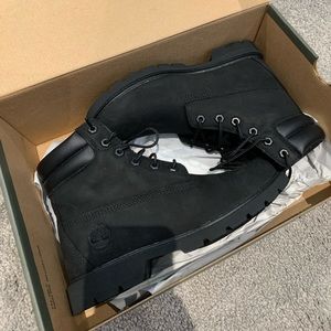 TIMBERLAND BOOTS